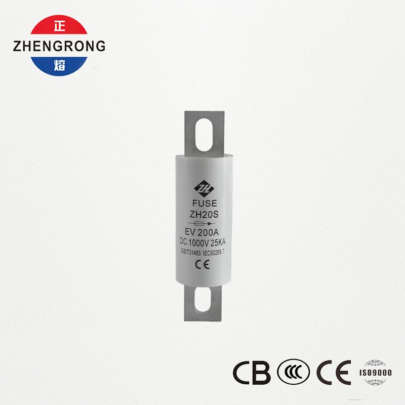 25kA prekinitvena zmogljivost | IEC60269 | Za EV/ESS