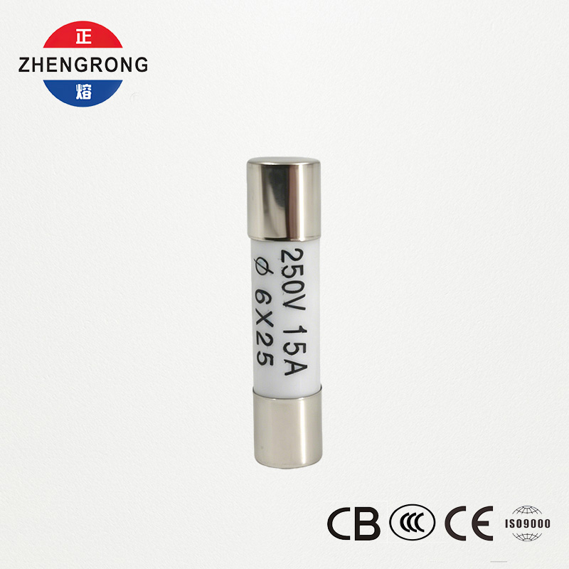 Visokozmogljive varovalke 6*25 mm R057 15 A za velike kupce