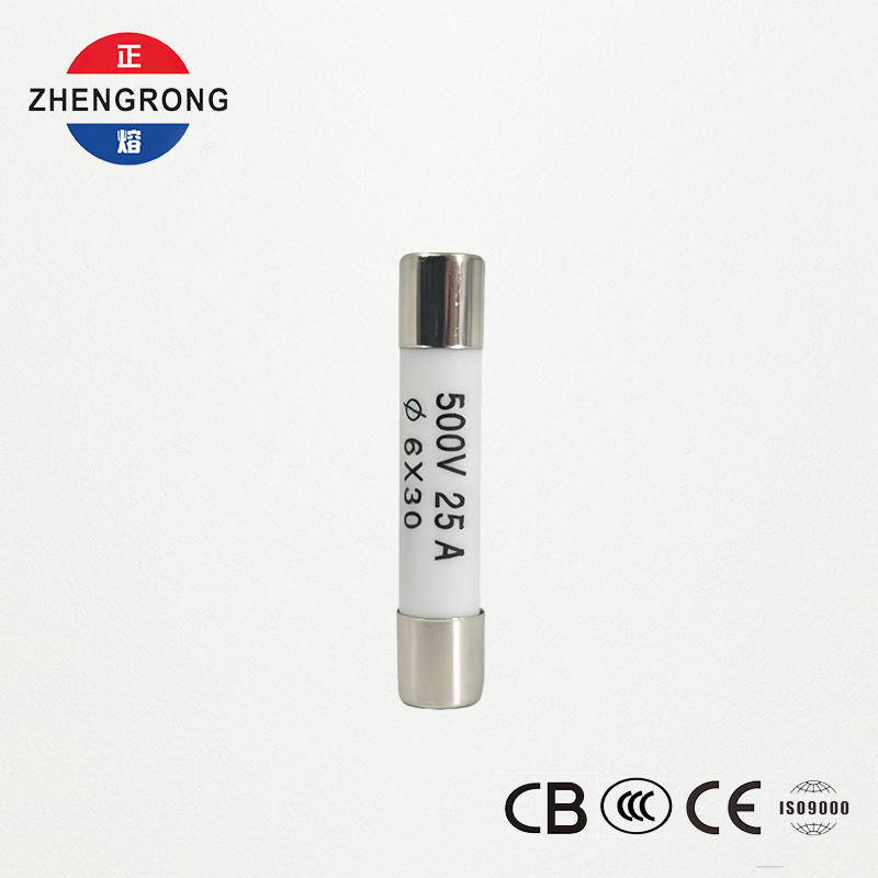 Visokokakovostne varovalke 6*30 mm R058 25 A za mednarodne distributerje