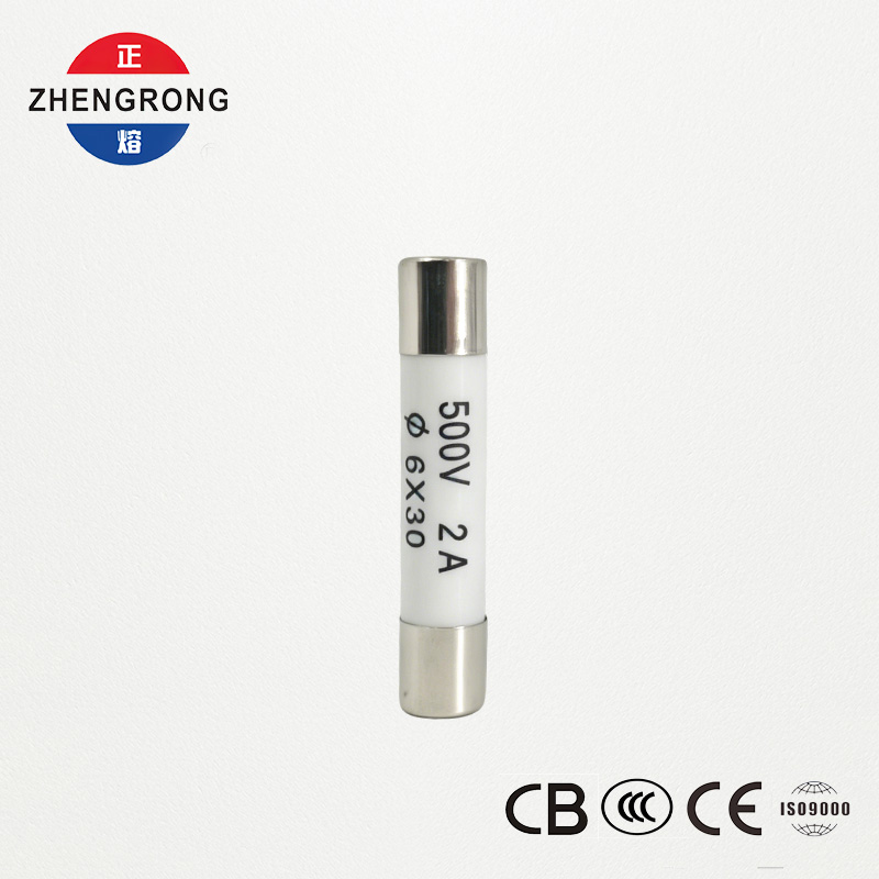 Visokokakovostne varovalke 6*30 mm R058 2A za mednarodne distributerje
