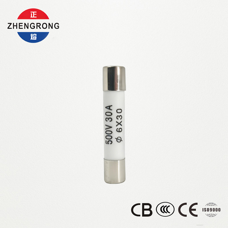 Visokokakovostne varovalke 6*30 mm R058 30 A za mednarodne distributerje