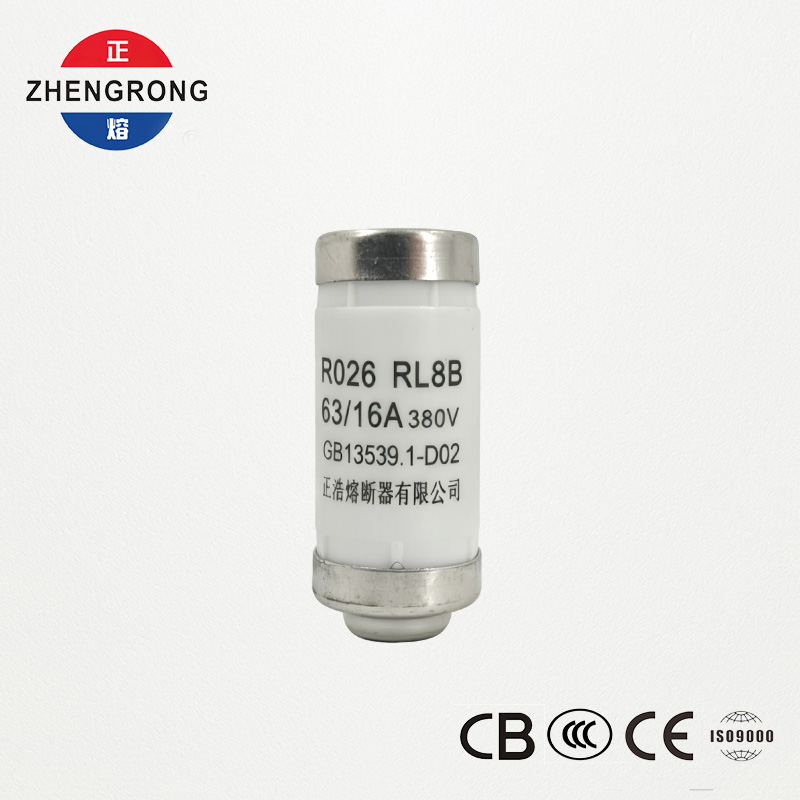 RL8B R026 D02 Varovalka 16A/63A 380V | GB13539.1